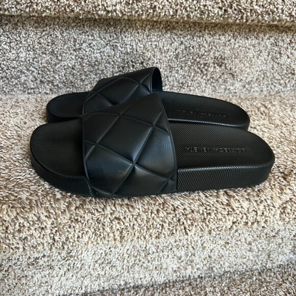 Bottega Veneta Men\'s Black Quilted Rubber Slides main image 12